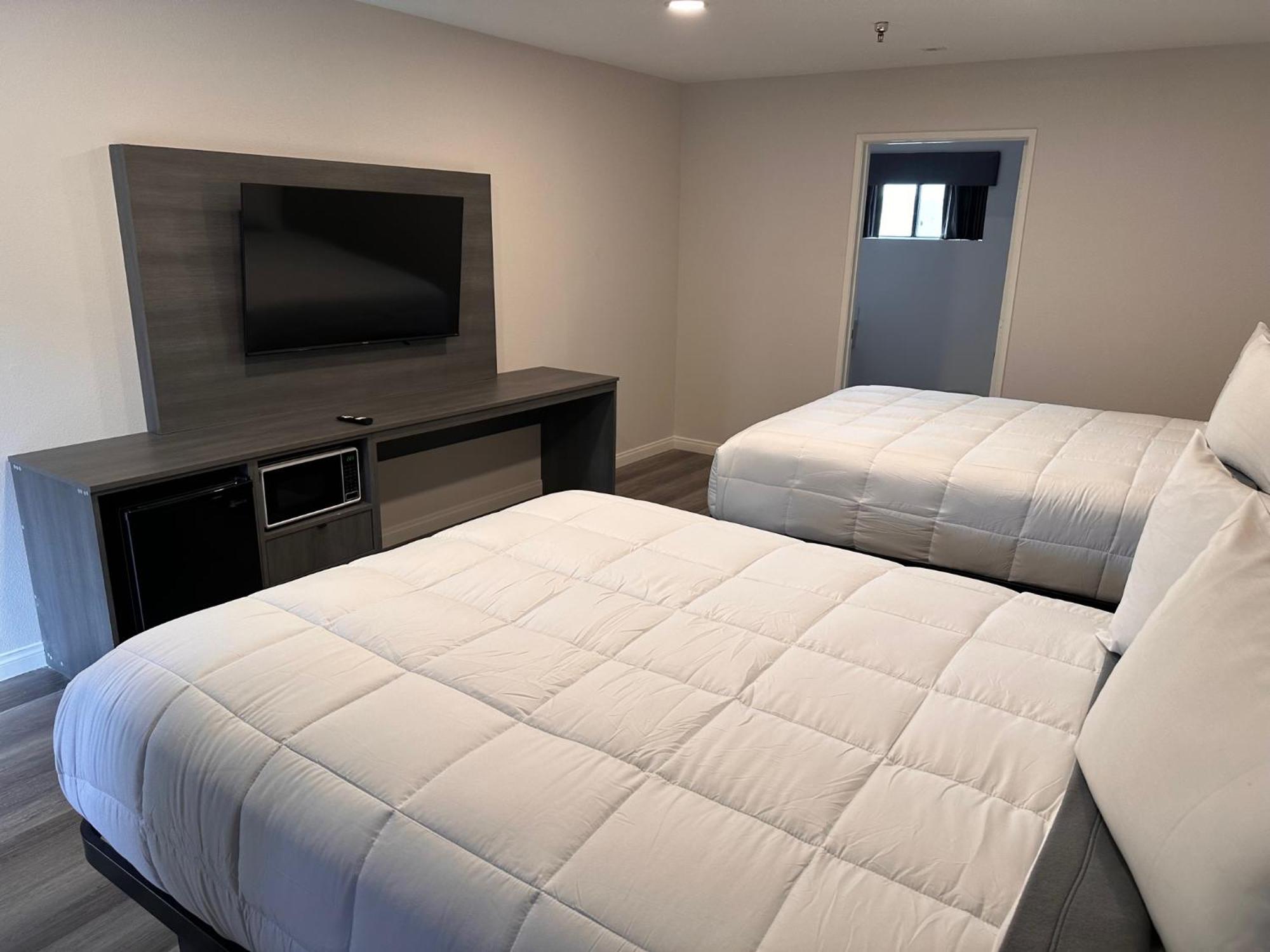 Five Star Inn West Covina