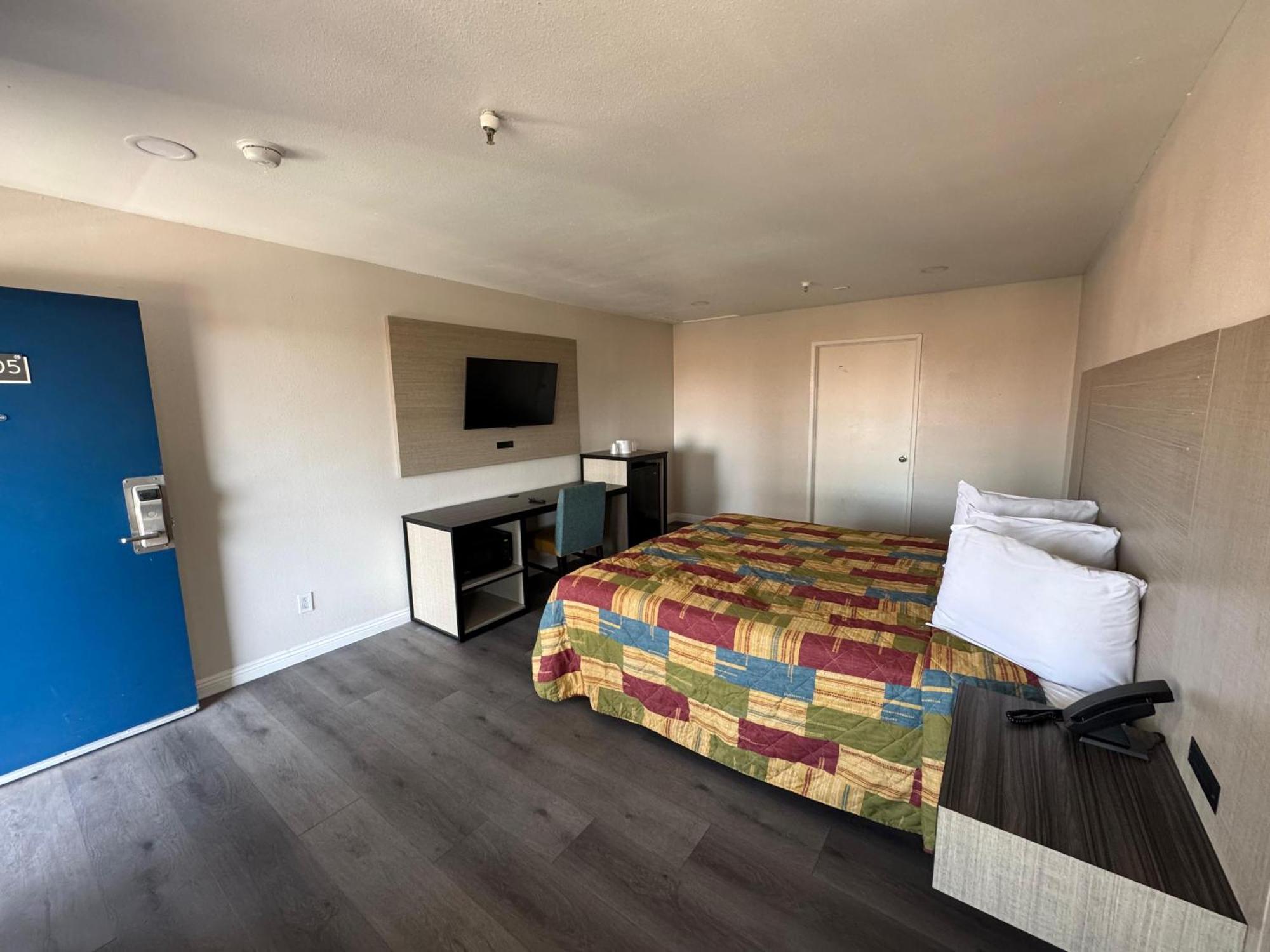 Five Star Inn 3*