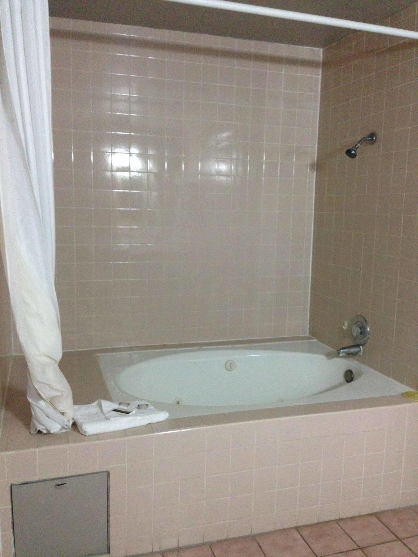 Five Star 3* West Covina